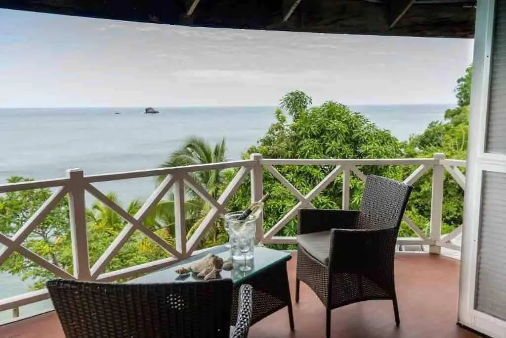Oceandale Beachfront Villa Cap Estate