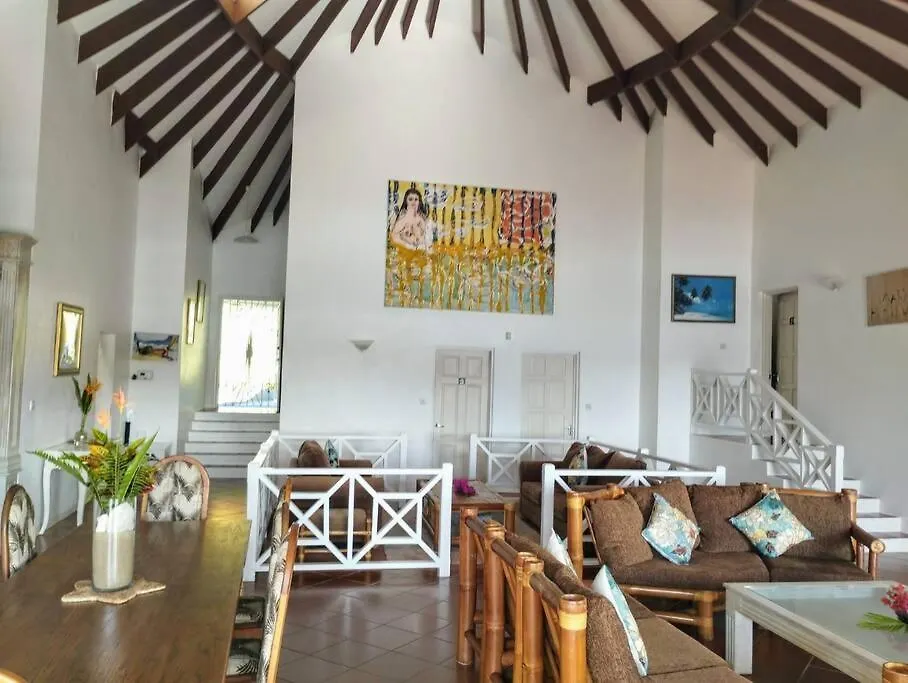 Oceandale Beachfront Villa Cap Estate